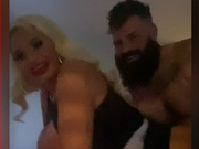 Bunda Natural Pré-Implante da Haley com Fã 💦🍆🔥