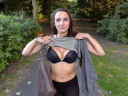 Mariah Leonne's Insane Public Facial Cum Blast 💦👄