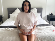 Aysha Paige 40週の巨大妊婦腹 🔥